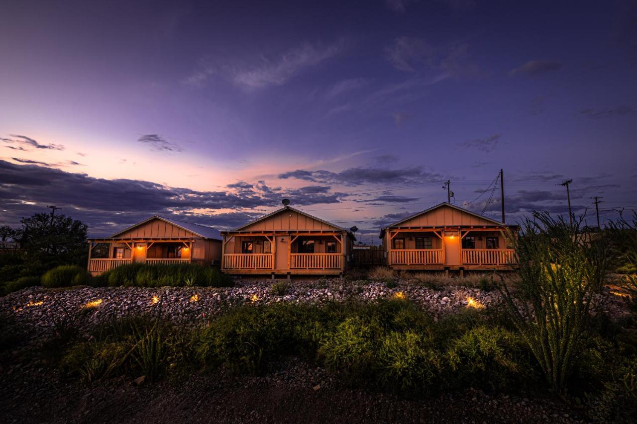 -Pet Friendly- Miners Cabin #5 -Two Double Beds - Private Balcony Tombstone Εξωτερικό φωτογραφία