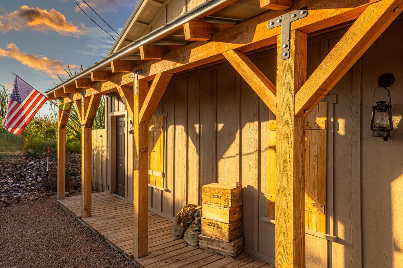 -Pet Friendly- Miners Cabin #5 -Two Double Beds - Private Balcony Tombstone Εξωτερικό φωτογραφία